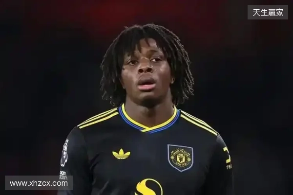 TA：曼联球员多古腿筋受伤，预计伤缺10周